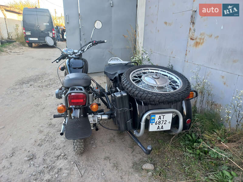 Мотоцикл з коляскою Днепр (КМЗ) Днепр-11 1986 в Івано-Франківську