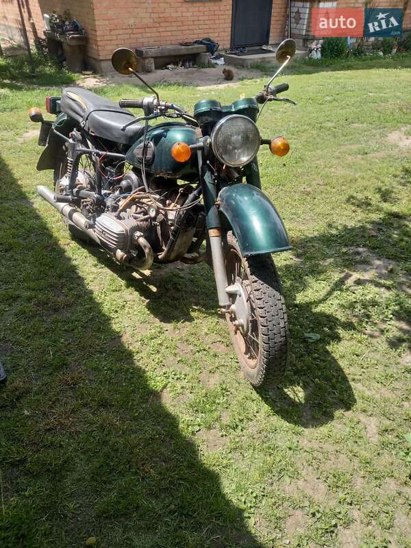 Мотоцикл з коляскою Дніпро (КМЗ) Днепр-11 1992 в Бердичеві фото Мотоцикл з коляскою Дніпро (КМЗ) Днепр-11 1992 в Бердичеві