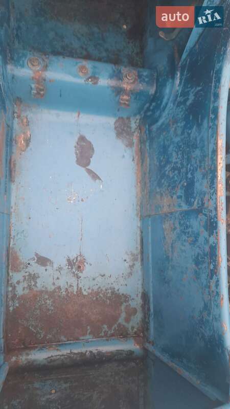 Мотоцикл з коляскою Днепр (КМЗ) К 650 1971 в Борисполі фото 151 Мотоцикл з коляскою Днепр (КМЗ) К 650 1971 в Борисполі