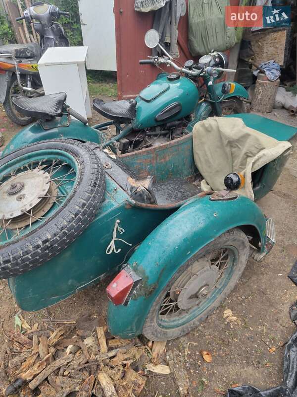 Мотоцикл з коляскою Дніпро (КМЗ) МТ-9 1971 в Балті