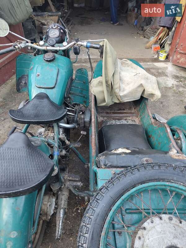 Мотоцикл з коляскою Дніпро (КМЗ) МТ-9 1971 в Балті
