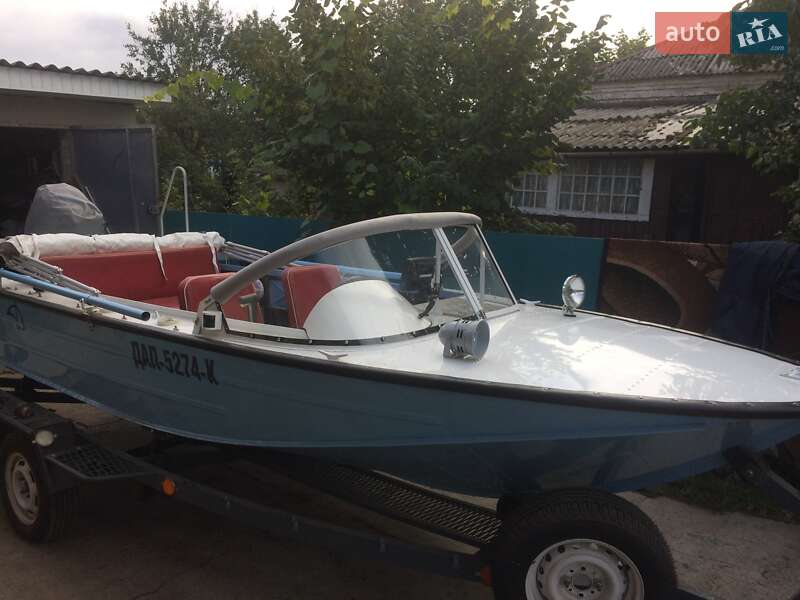 Катер Днепр 1 1980 в Конотопе