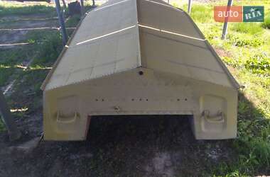 Лодка Днепр 1 1996 в Сумах