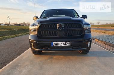 Внедорожник / Кроссовер Dodge  2018 в 