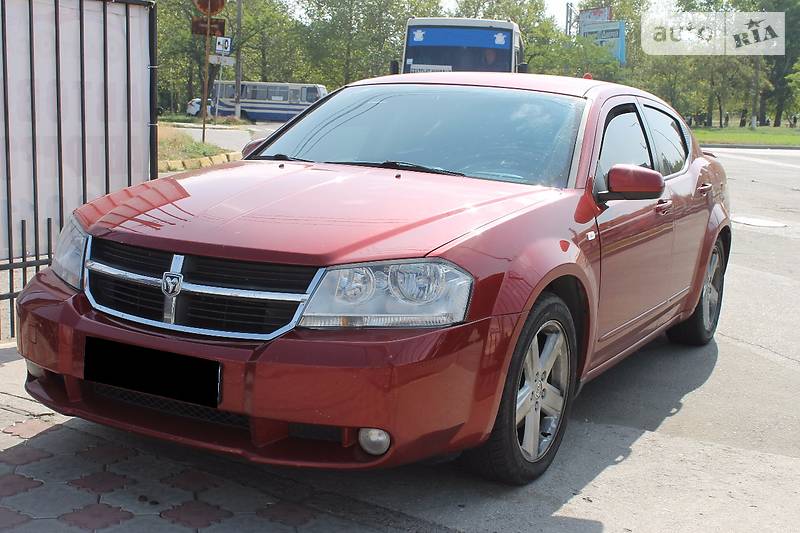 Dodge Avenger 2008 года