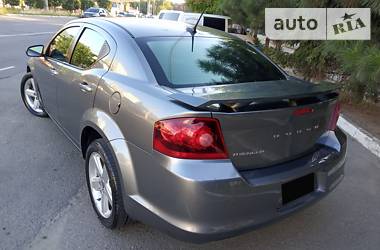 Седан Dodge Avenger 2013 в Одессе