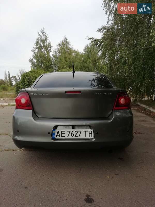 Седан Dodge Avenger 2012 в Днепре