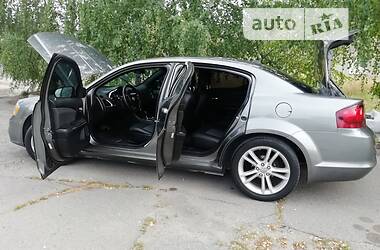 Седан Dodge Avenger 2012 в Дніпрі