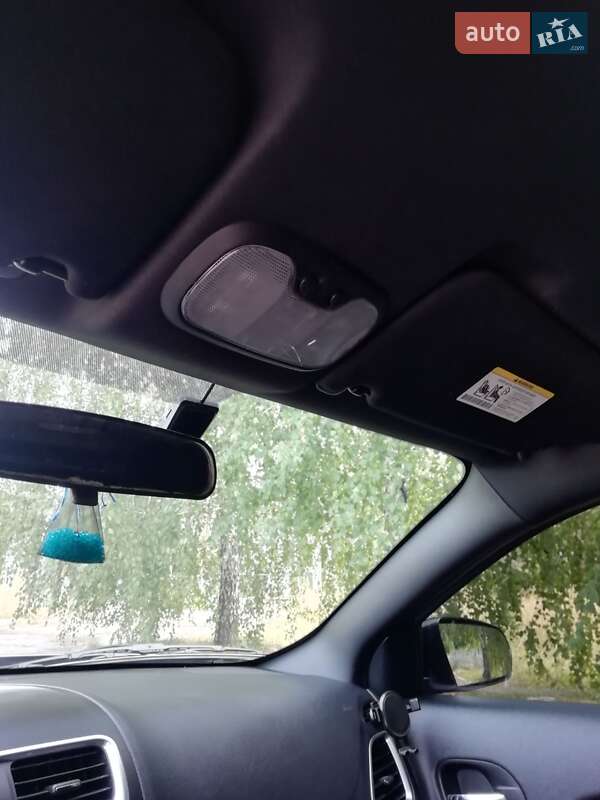 Седан Dodge Avenger 2012 в Днепре