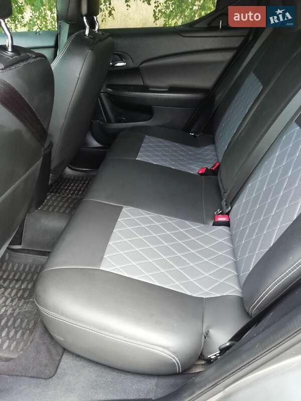 Седан Dodge Avenger 2012 в Днепре