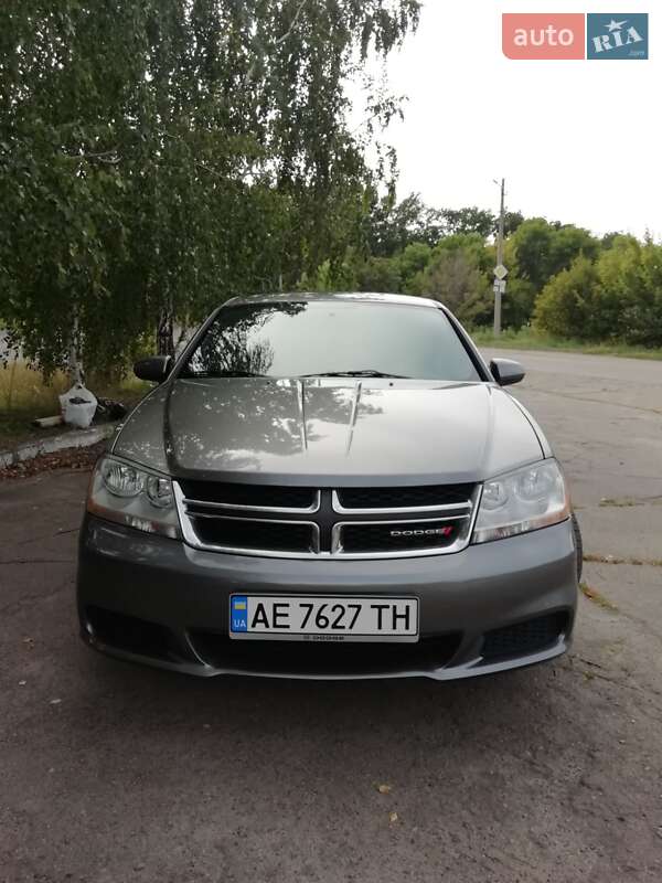 Седан Dodge Avenger 2012 в Днепре