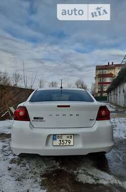 Седан Dodge Avenger 2013 в Николаеве