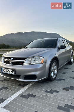 Седан Dodge Avenger 2013 в Хусте