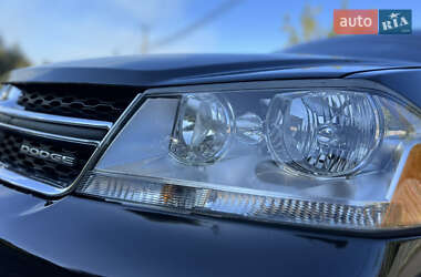 Седан Dodge Avenger 2011 в 