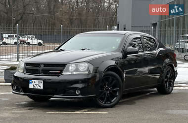 Седан Dodge Avenger 2013 в Києві