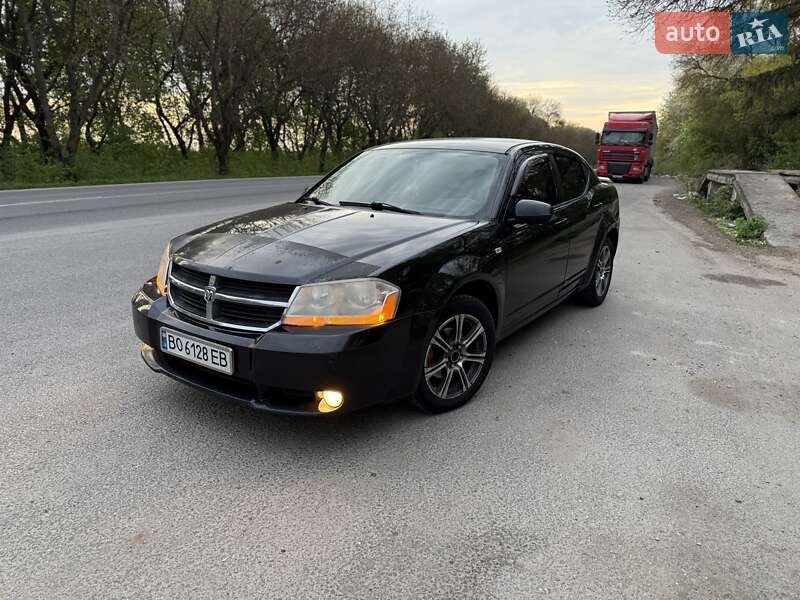 Седан Dodge Avenger 2008 в Тернополе