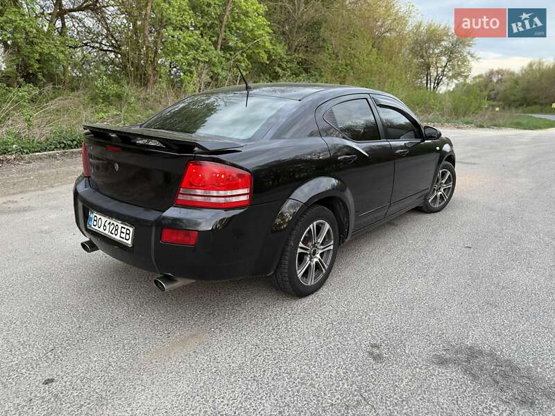 Седан Dodge Avenger 2008 в Тернополе