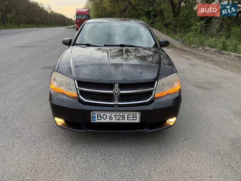 Седан Dodge Avenger 2008 в Тернополе