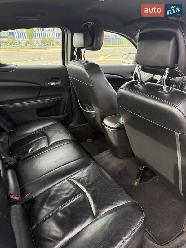 Седан Dodge Avenger 2012 в Киеве фото 11 Седан Dodge Avenger 2012 в Киеве