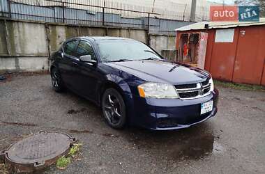 Седан Dodge Avenger 2013 в Киеве