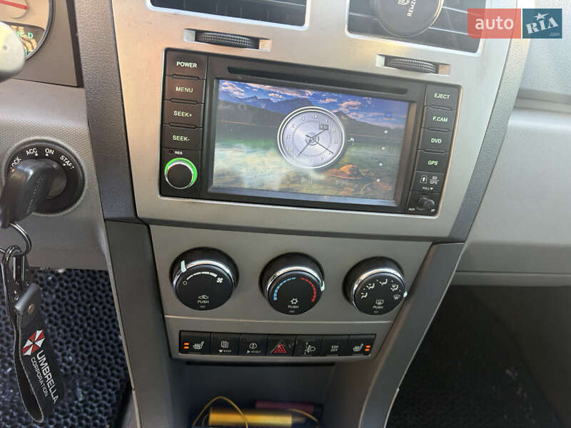 Седан Dodge Avenger 2008 в Киеве фото 11 Седан Dodge Avenger 2008 в Киеве