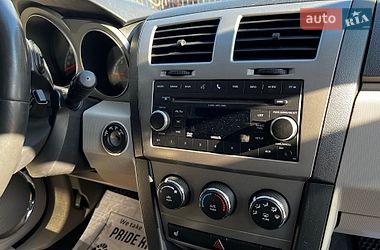 Седан Dodge Avenger 2010 в Шепетовке