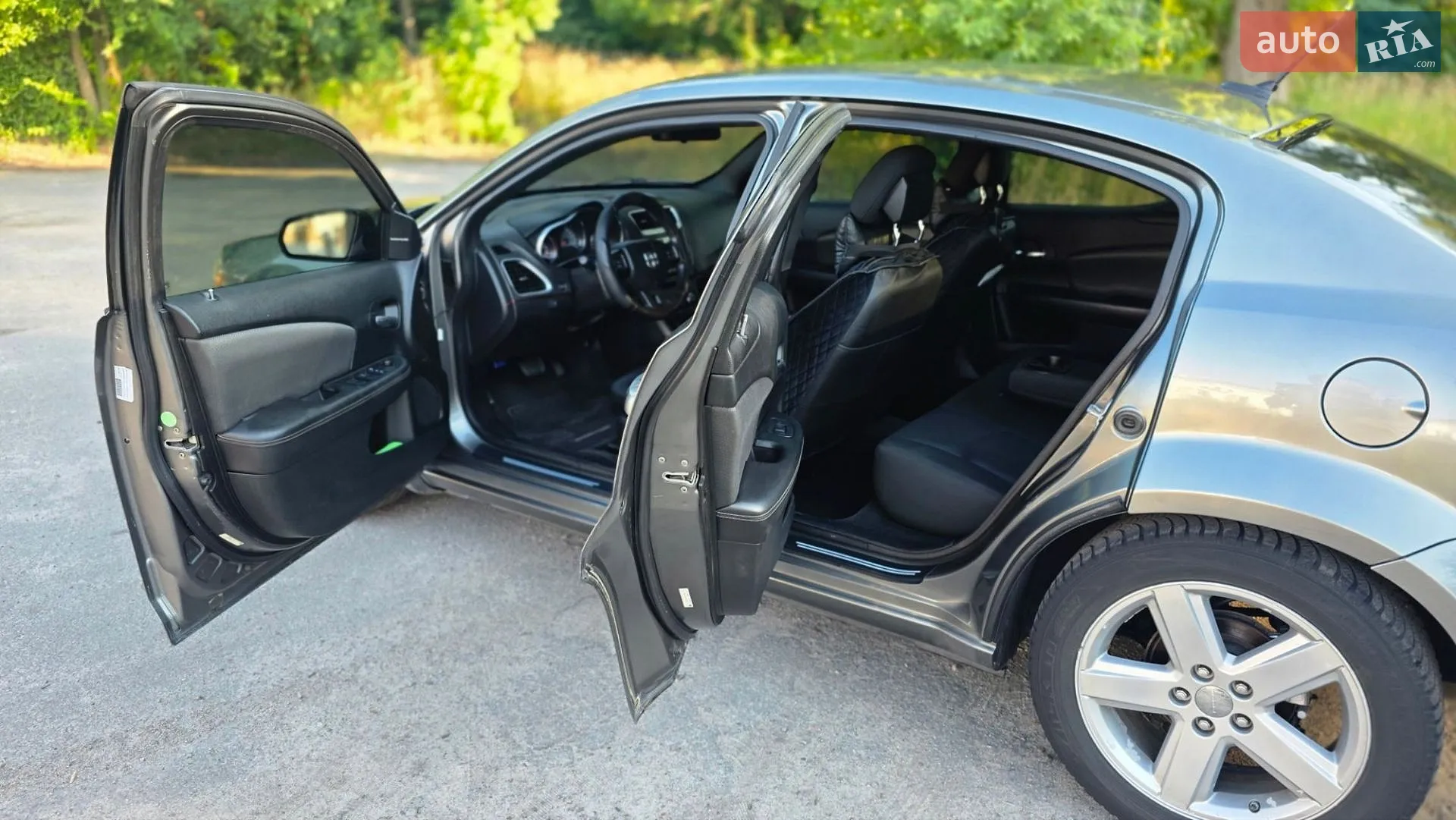 2013 Dodge Avenger - мініатюра 10