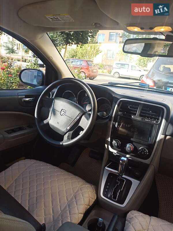 Внедорожник / Кроссовер Dodge Caliber 2011 в Сарате