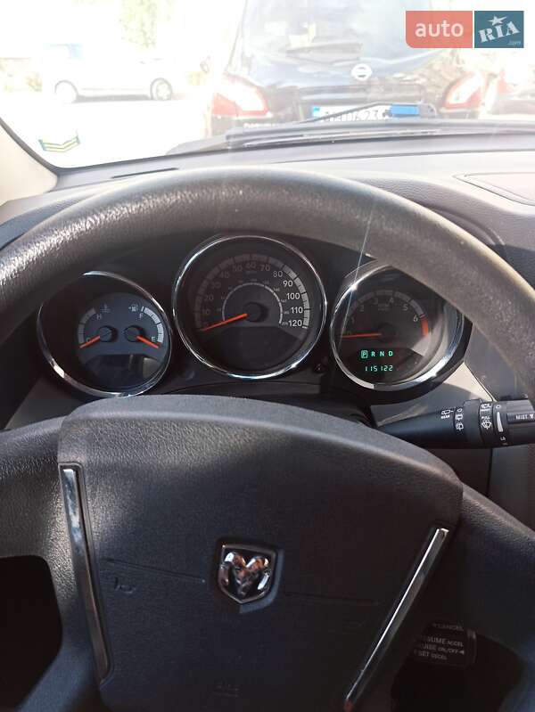 Внедорожник / Кроссовер Dodge Caliber 2011 в Сарате