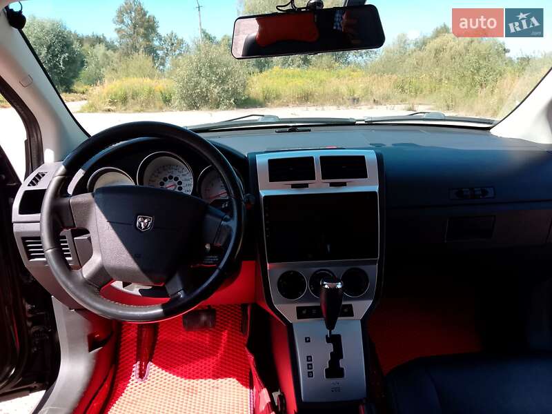 Внедорожник / Кроссовер Dodge Caliber 2008 в Новояворовске