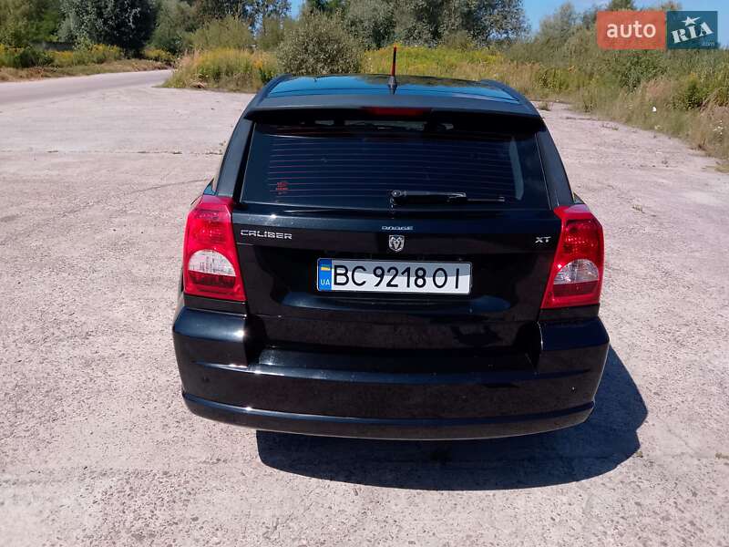Внедорожник / Кроссовер Dodge Caliber 2008 в Новояворовске