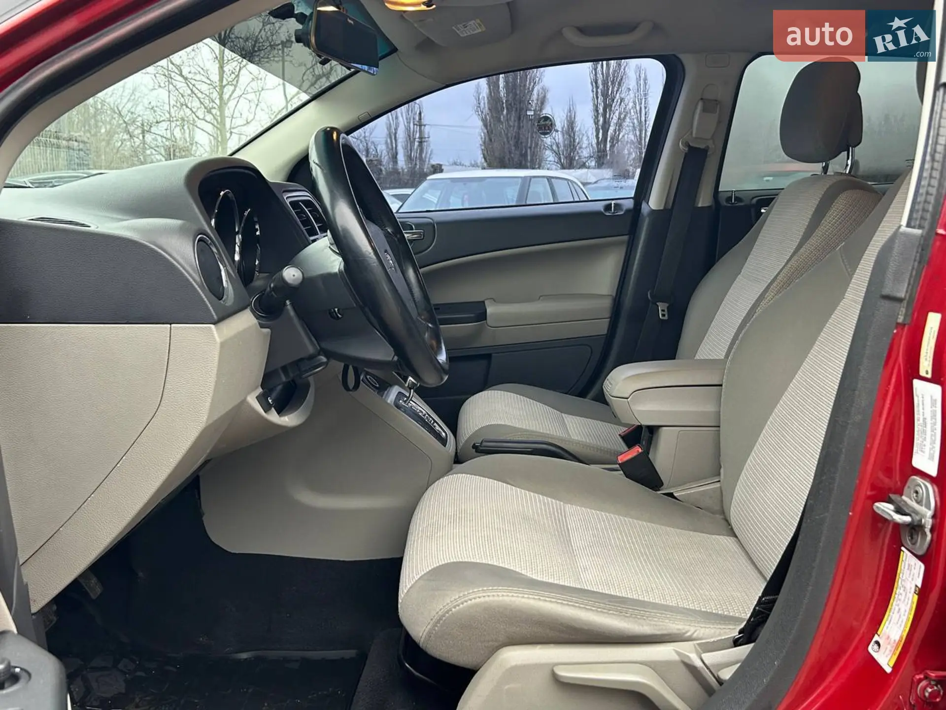 2010 Dodge Caliber - мініатюра 13