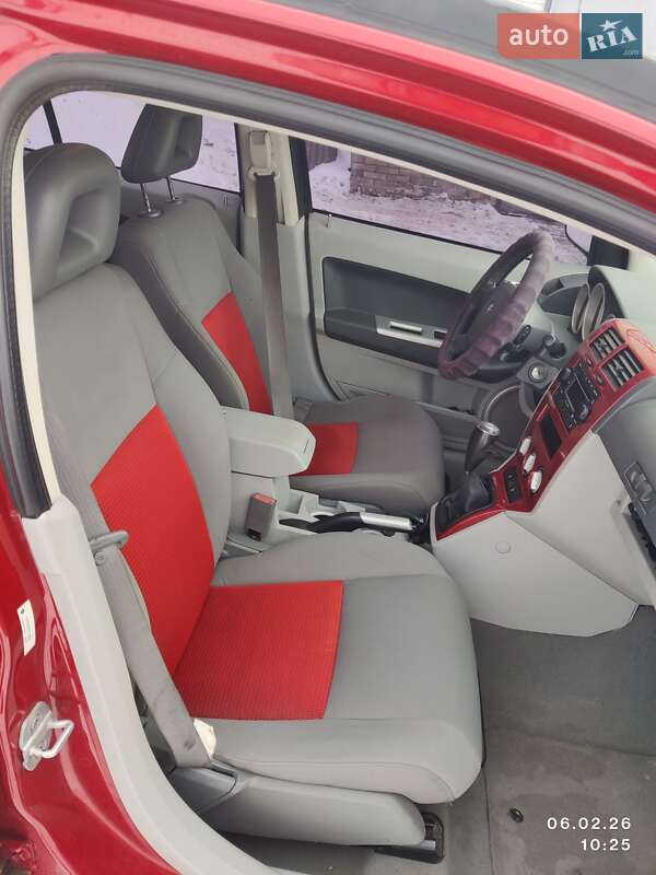 Позашляховик / Кросовер Dodge Caliber 2006 в Ніжині фото 6 Позашляховик / Кросовер Dodge Caliber 2006 в Ніжині
