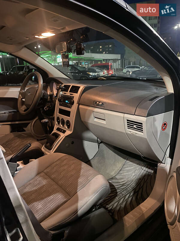 Позашляховик / Кросовер Dodge Caliber 2006 в Житомирі фото 4 Позашляховик / Кросовер Dodge Caliber 2006 в Житомирі