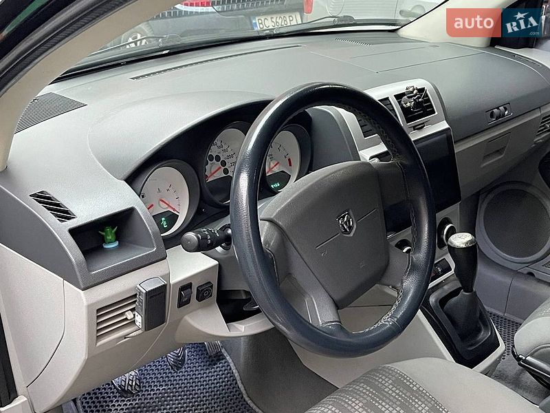 Позашляховик / Кросовер Dodge Caliber 2007 в Львові