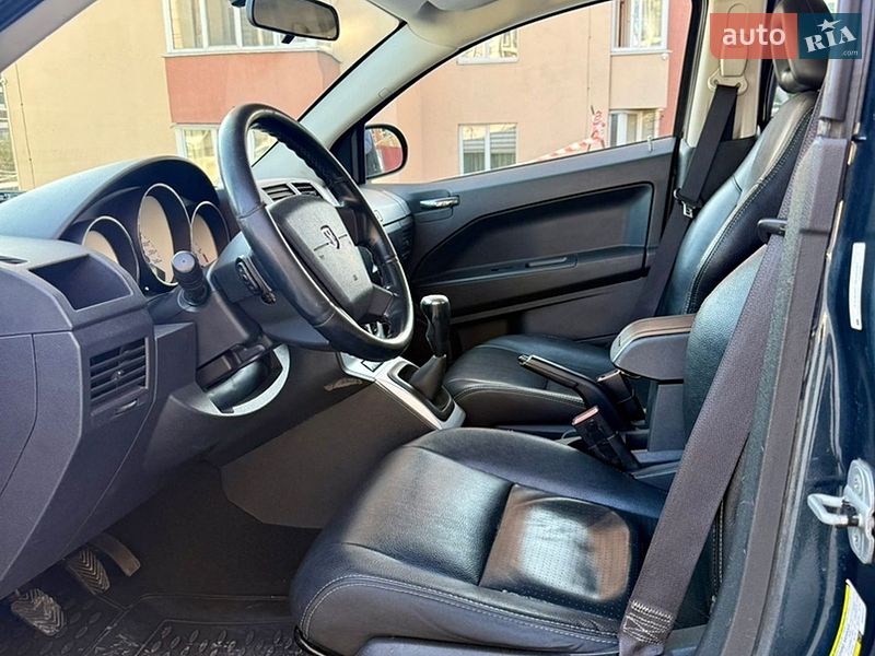 Позашляховик / Кросовер Dodge Caliber 2008 в Львові