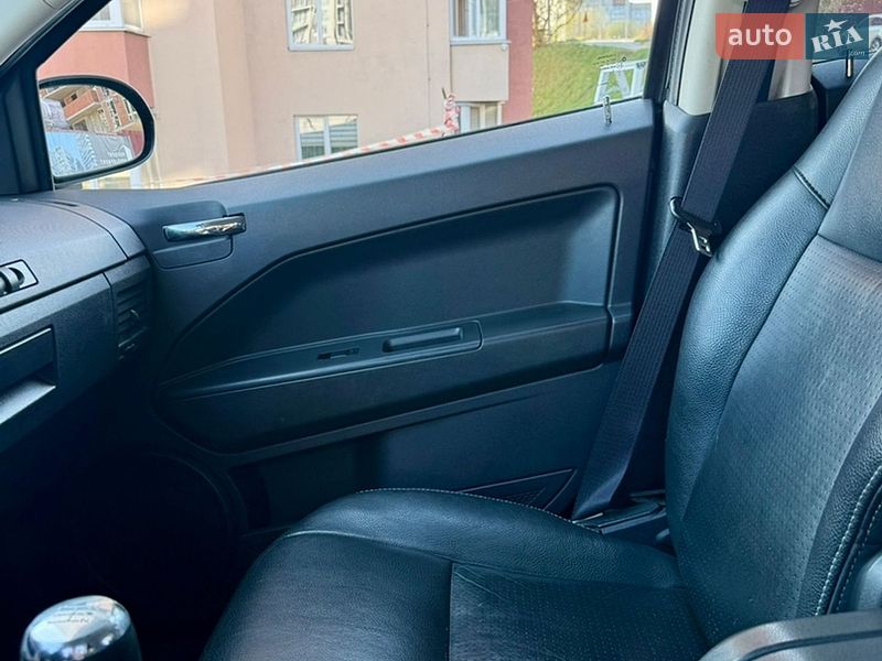 Позашляховик / Кросовер Dodge Caliber 2008 в Львові