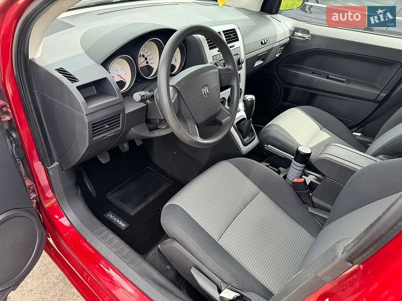 Позашляховик / Кросовер Dodge Caliber 2009 в Волочиську