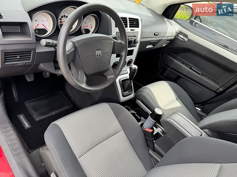Позашляховик / Кросовер Dodge Caliber 2009 в Волочиську