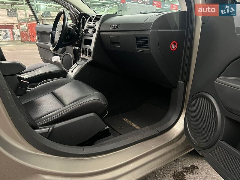 Позашляховик / Кросовер Dodge Caliber 2008 в Києві