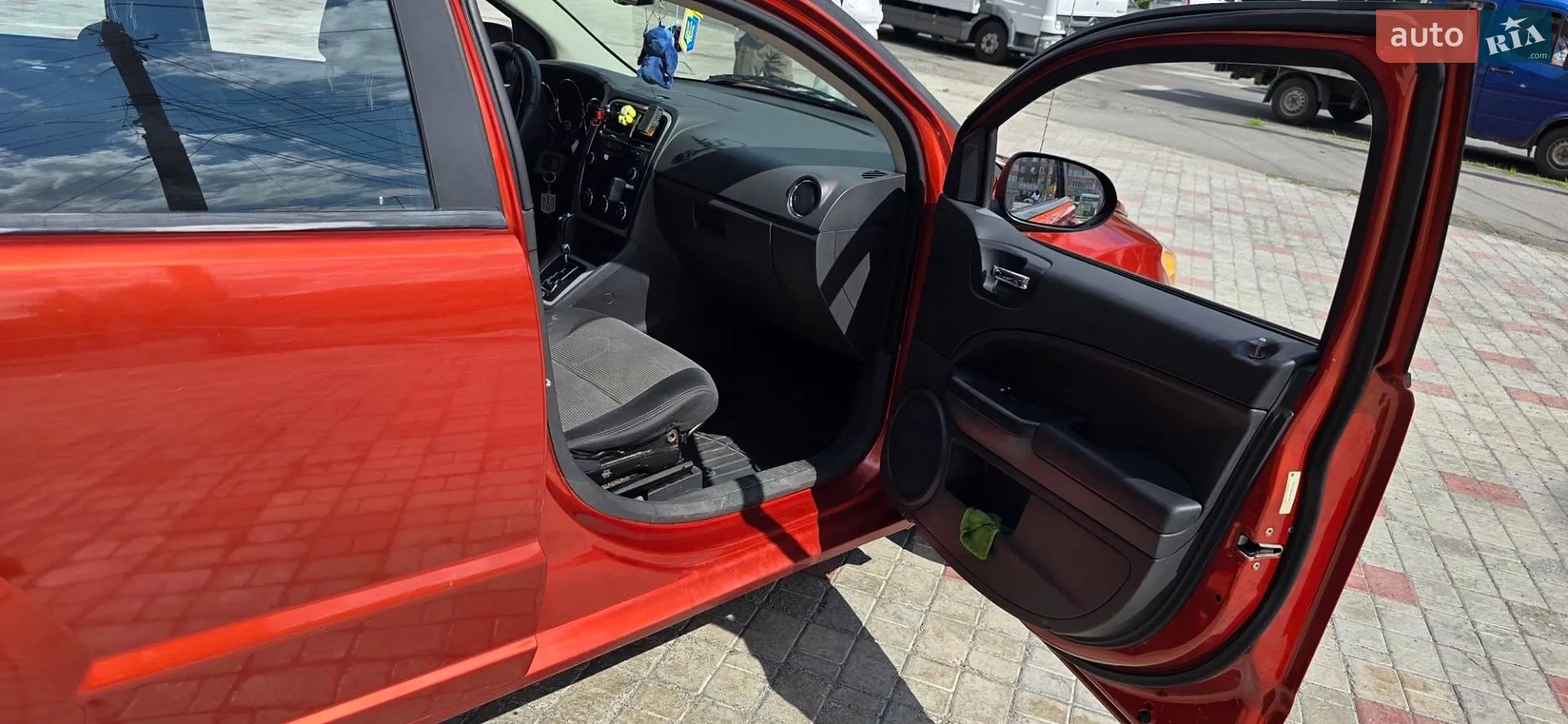 2010 Dodge Caliber - мініатюра 10