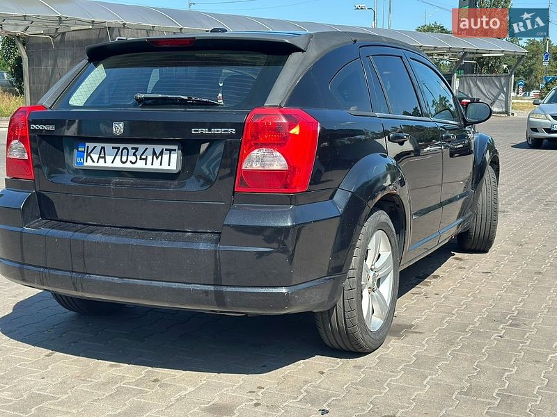 Позашляховик / Кросовер Dodge Caliber 2010 в Києві