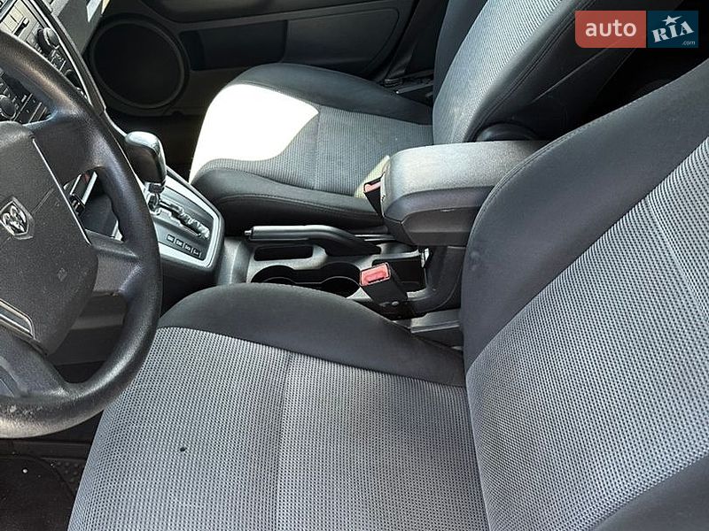 Позашляховик / Кросовер Dodge Caliber 2010 в Києві