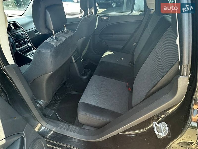 Позашляховик / Кросовер Dodge Caliber 2010 в Києві