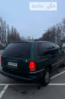 Минивэн Dodge Caravan 1997 в Киеве