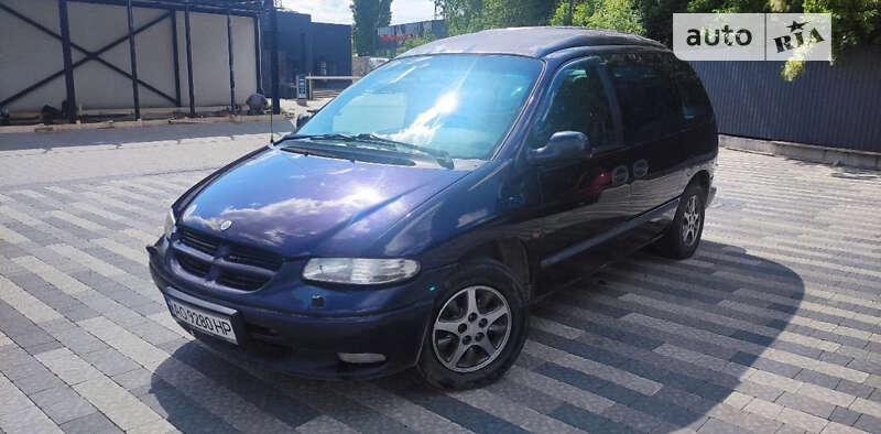 Dodge Caravan 1999