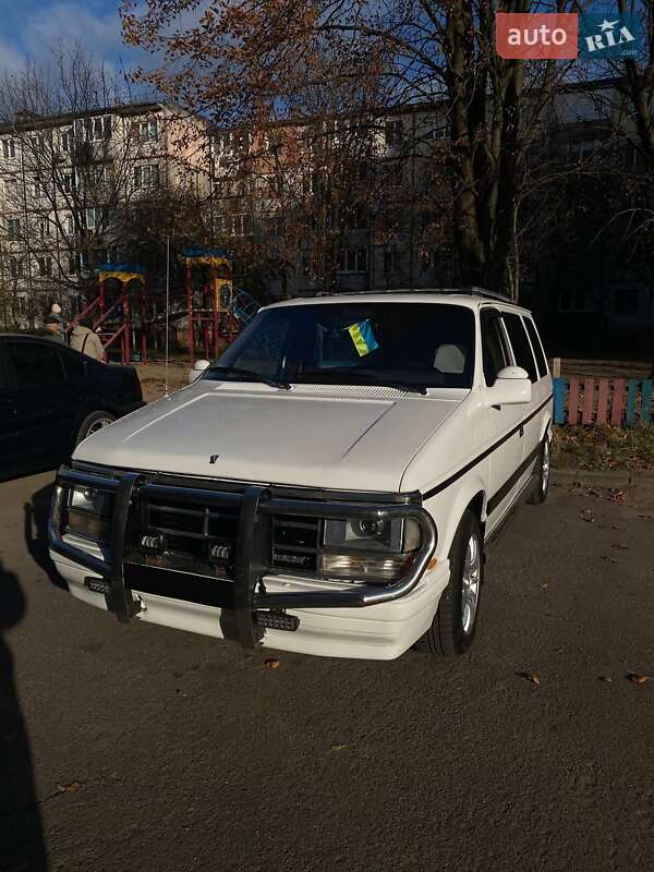 Мінівен Dodge Caravan 1990 в Житомирі фото 11 Мінівен Dodge Caravan 1990 в Житомирі