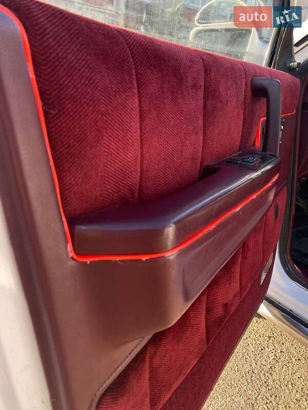 Мінівен Dodge Caravan 1990 в Житомирі