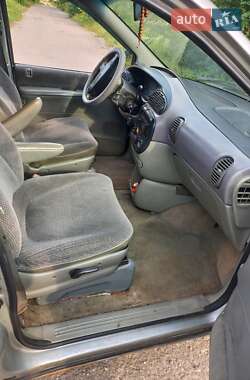 Мінівен Dodge Caravan 1996 в 