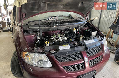 Минивэн Dodge Caravan 2003 в Броварах Минивэн Dodge Caravan 2003 в Броварах